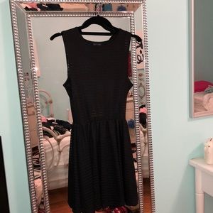 TOPSHOP • Little Black Dress